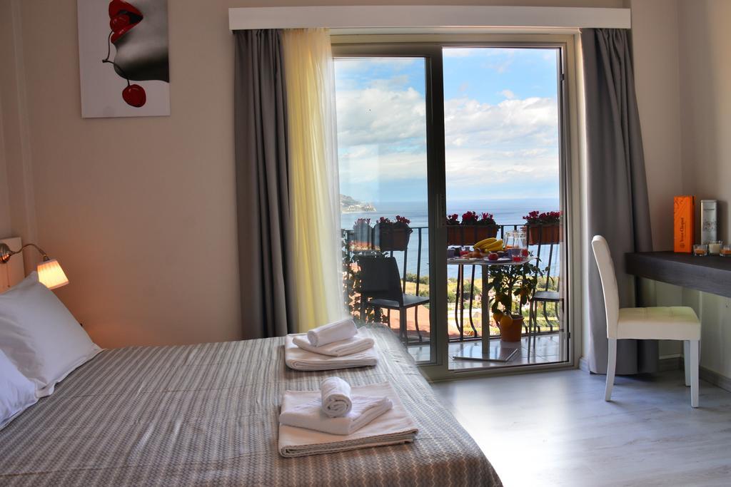 Athena Charming Rooms Taormina Exterior photo